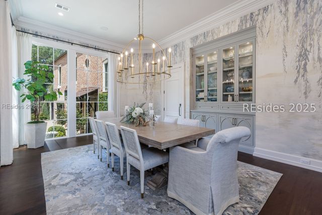 16 Hampton Ln, Bluffton, SC 29910