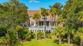 16 Hampton Ln, Bluffton, SC 29910