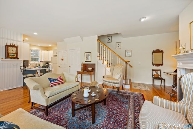 33 Old Field Hill Road 18, Southbury, CT 06488
