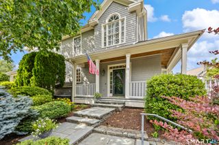 33 Old Field Hill Road 18, Southbury, CT 06488