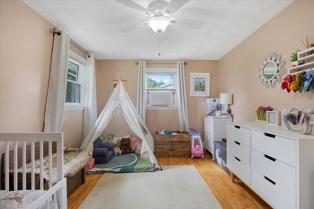 38 Mercedes Rd, Brockton, MA 02301