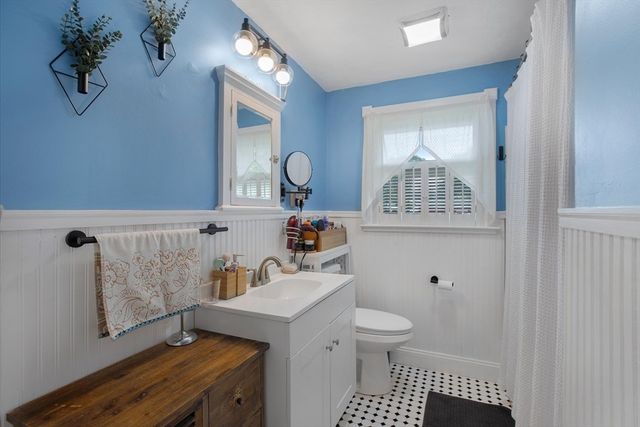 38 Mercedes Rd, Brockton, MA 02301