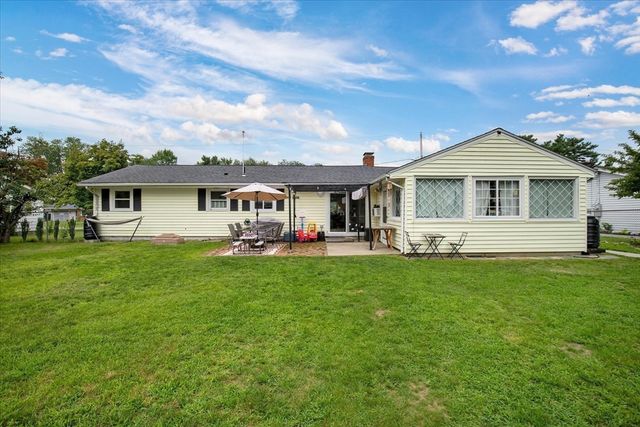 38 Mercedes Rd, Brockton, MA 02301