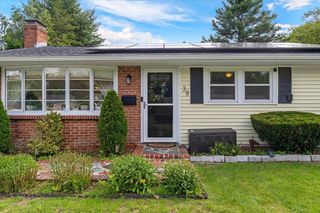 38 Mercedes Rd, Brockton, MA 02301