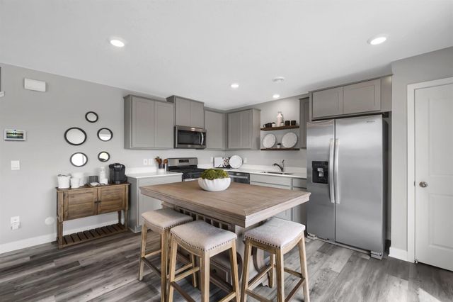 2149 Clearwater Terrace, Shakopee, MN 55379