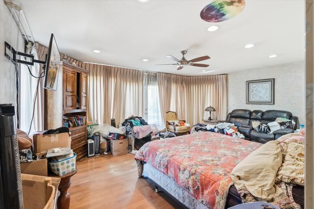 325 Mountain View Place, Grants Pass, OR 97527