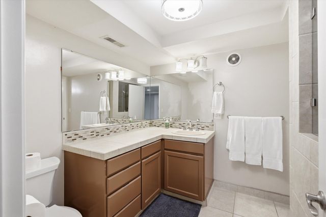 325 Mountain View Place, Grants Pass, OR 97527