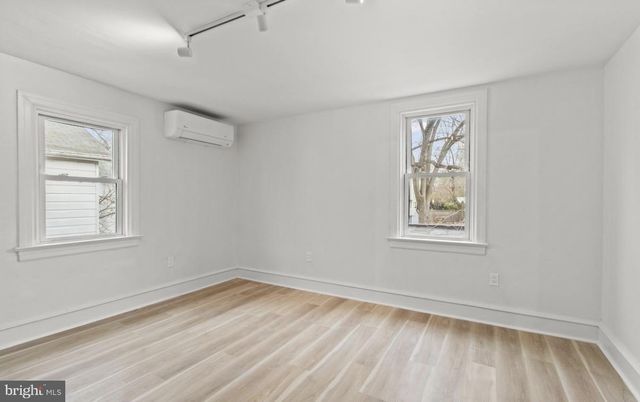 715 E HAVERFORD RD, Bryn Mawr, PA 19010