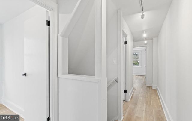 715 E HAVERFORD RD, Bryn Mawr, PA 19010