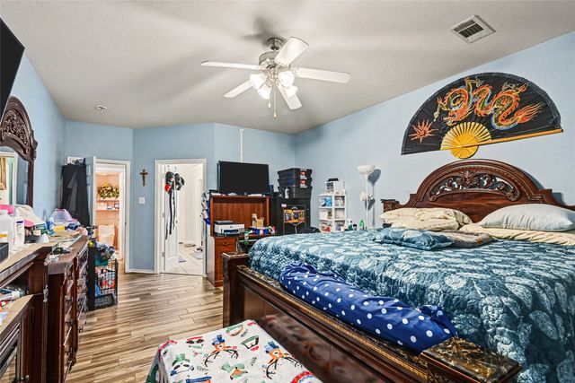 6369 Redeagle Creek Drive, Fort Worth, TX 76179