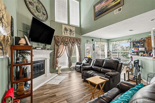 6369 Redeagle Creek Drive, Fort Worth, TX 76179