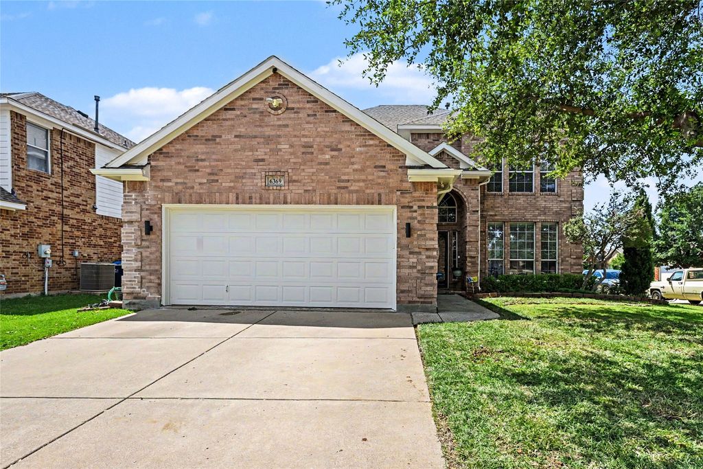 6369 Redeagle Creek Drive, Fort Worth, TX 76179
