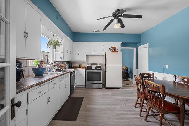 867 SHAWANO AVENUE, Green Bay, WI 54303