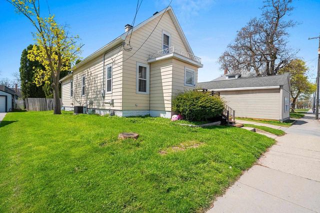 867 SHAWANO AVENUE, Green Bay, WI 54303