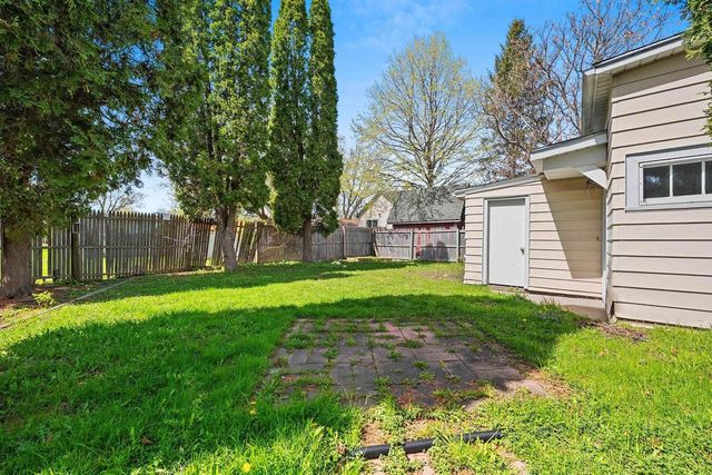 867 SHAWANO AVENUE, Green Bay, WI 54303