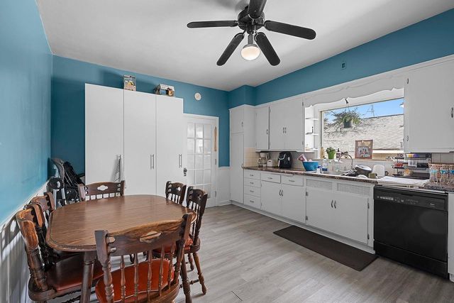 867 SHAWANO AVENUE, Green Bay, WI 54303