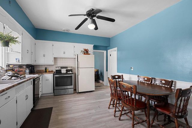 867 SHAWANO AVENUE, Green Bay, WI 54303