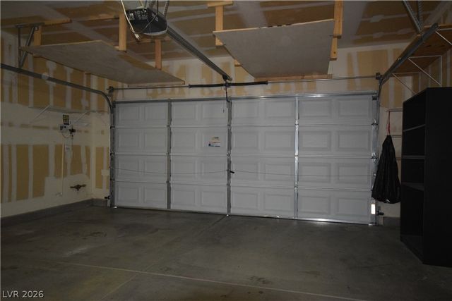 8036 Gallagher Island Street, Las Vegas, NV 89143