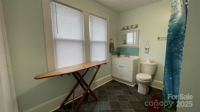 144 Maple Street, Badin, NC 28009