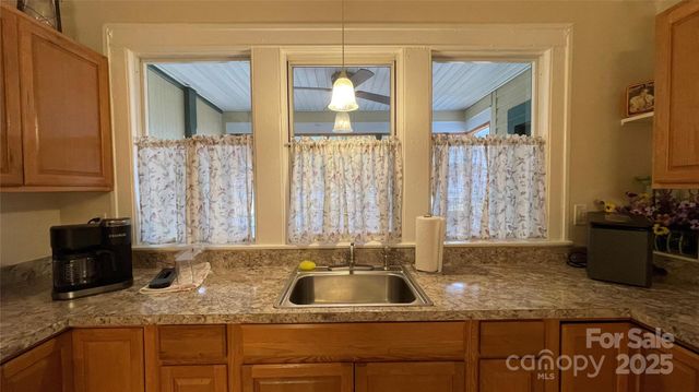 144 Maple Street, Badin, NC 28009