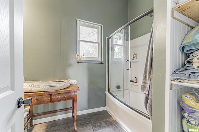 2136 950TH Street, Chestnut, IL 62518