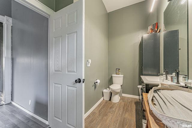 2136 950TH Street, Chestnut, IL 62518