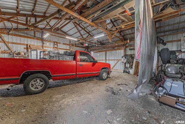 2136 950TH Street, Chestnut, IL 62518