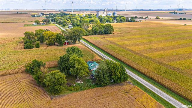 2136 950TH Street, Chestnut, IL 62518