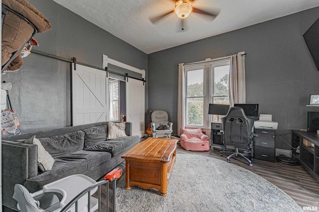 2136 950TH Street, Chestnut, IL 62518