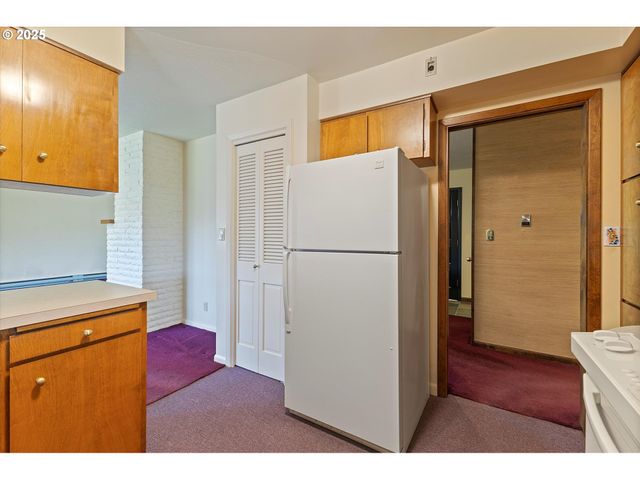 628 Nw 19TH St, Mc Minnville, OR 97128