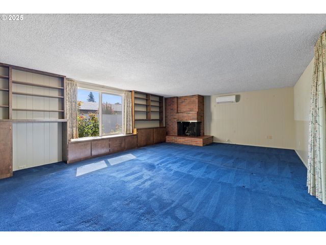 628 Nw 19TH St, Mc Minnville, OR 97128