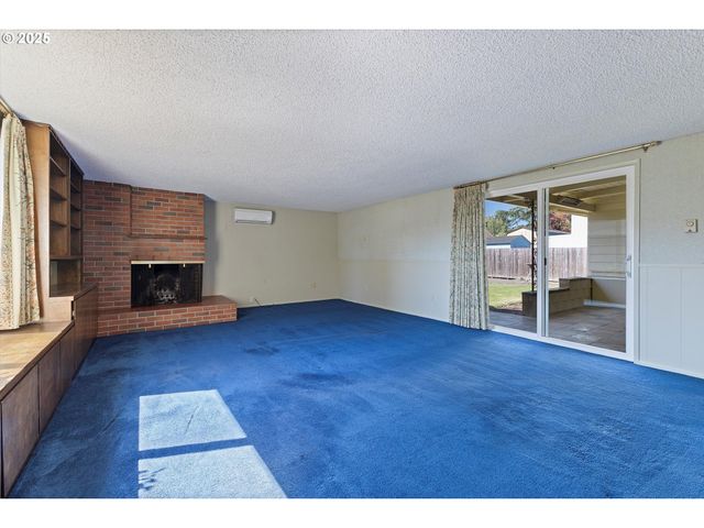 628 Nw 19TH St, Mc Minnville, OR 97128