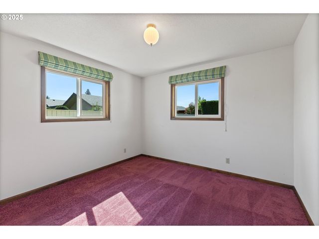 628 Nw 19TH St, Mc Minnville, OR 97128