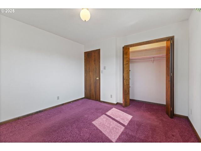 628 Nw 19TH St, Mc Minnville, OR 97128