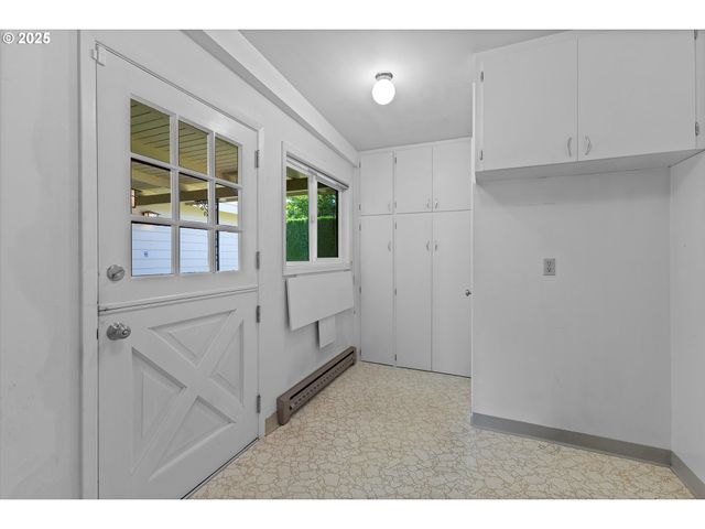 628 Nw 19TH St, Mc Minnville, OR 97128