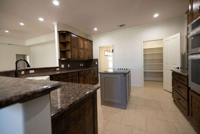 3509 La Cumbre Dr, Kerrville, TX 78028