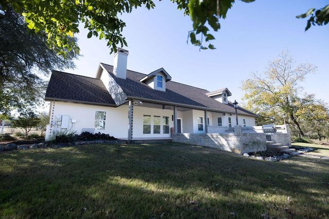 3509 La Cumbre Dr, Kerrville, TX 78028