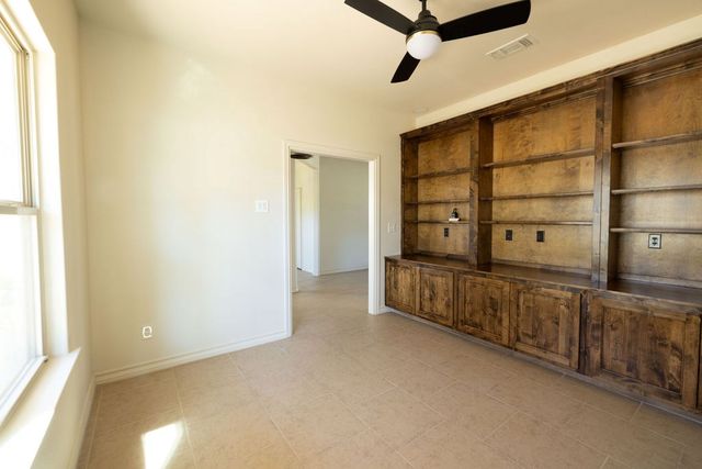 3509 La Cumbre Dr, Kerrville, TX 78028