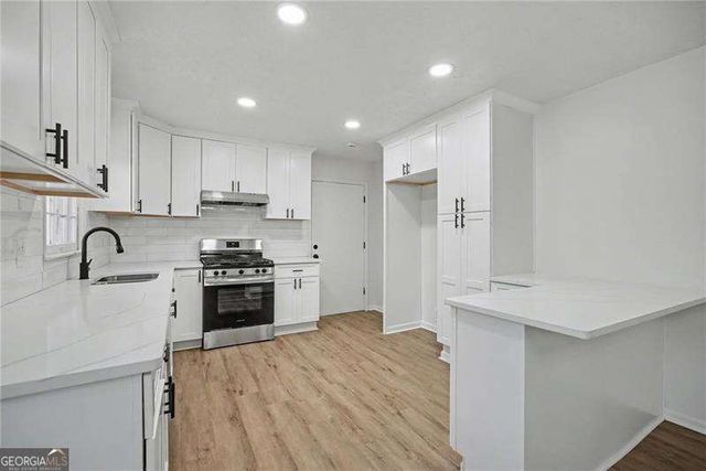 5689 Woodland Drive, Acworth, GA 30102