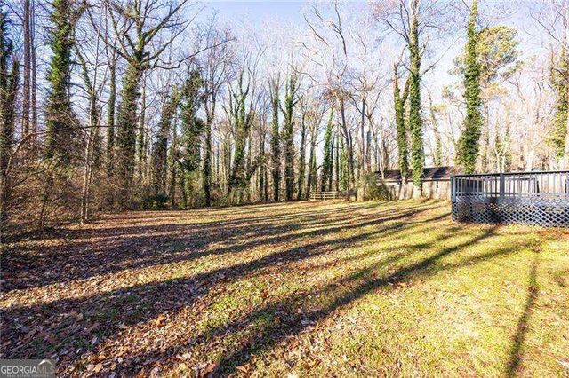 5689 Woodland Drive, Acworth, GA 30102