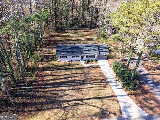 5689 Woodland Drive, Acworth, GA 30102
