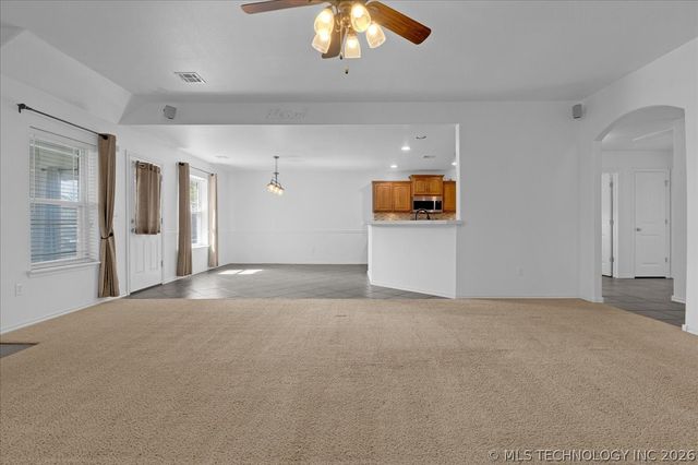 26434 Hann Drive, Claremore, OK 74019