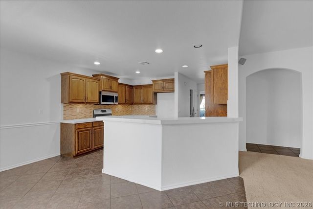 26434 Hann Drive, Claremore, OK 74019
