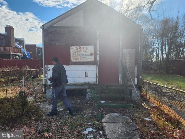 2309 IRVING ST SE, Washington, DC 20020