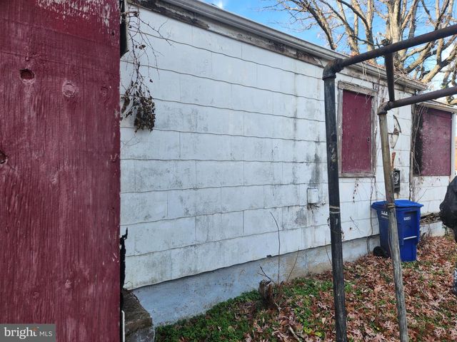 2309 IRVING ST SE, Washington, DC 20020