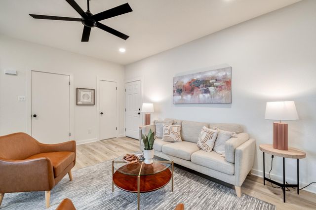 601 Nelray BLVD 6, Austin, TX 78751