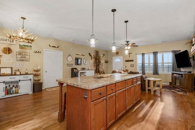 4395 Weaver School Road, Odessa, MO 64067