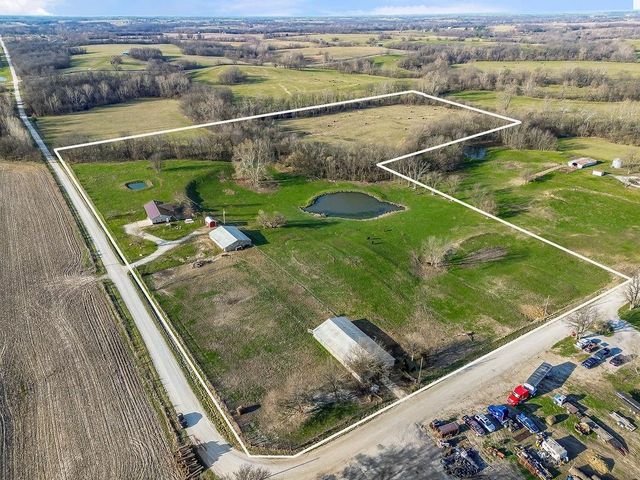 4395 Weaver School Road, Odessa, MO 64067