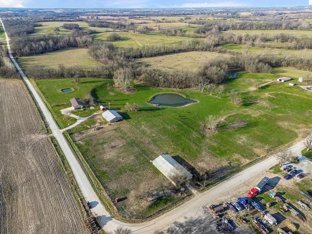 4395 Weaver School Road, Odessa, MO 64067