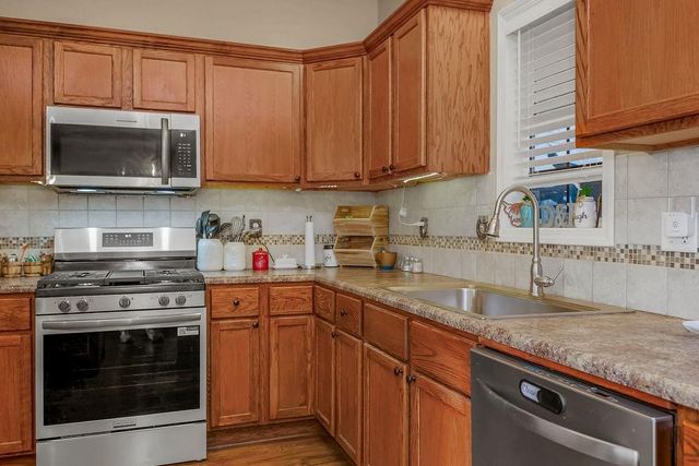 4395 Weaver School Road, Odessa, MO 64067